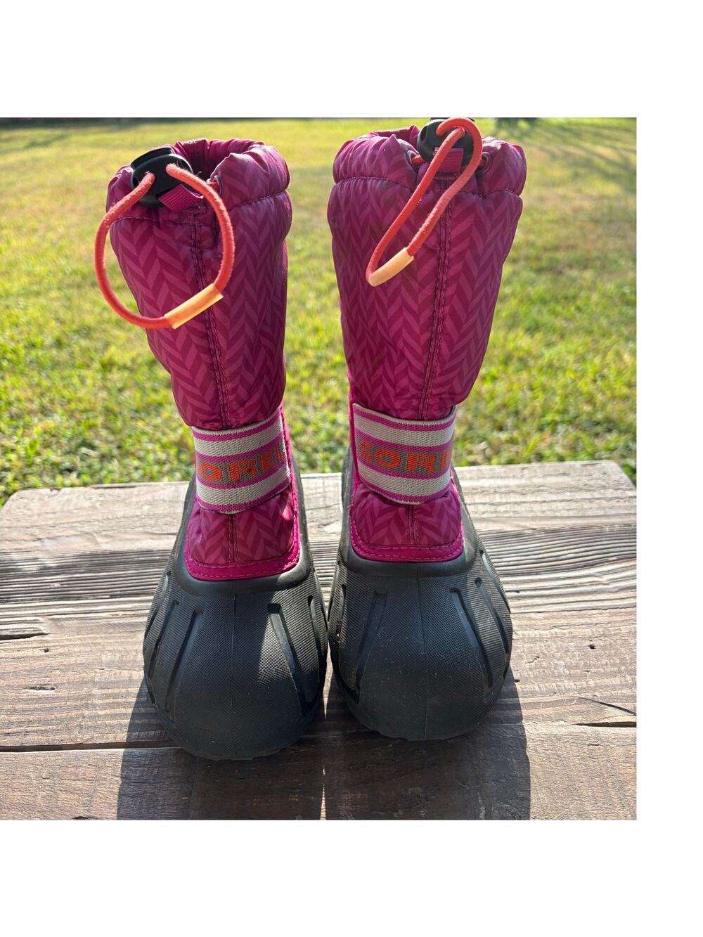 SOREL Flurry Youth Boots Pink Size 1 EURO 32